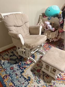 Rocking chair / baby room chair