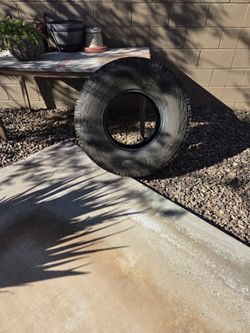 Cooper Discover 37x12.50x17