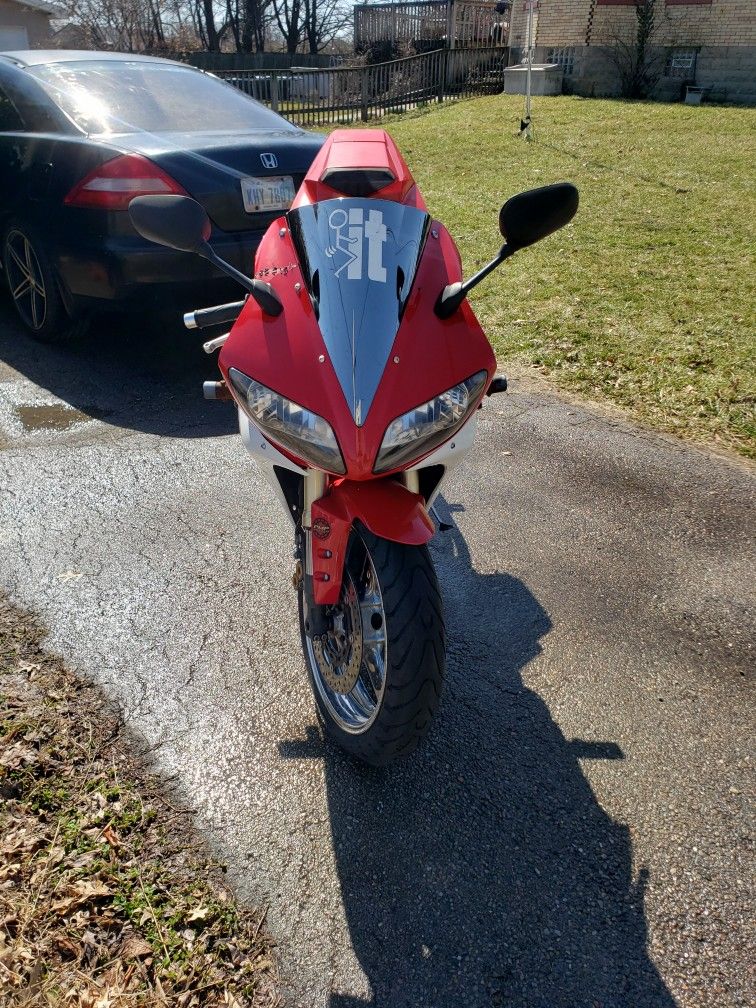 2002 Yamaha R1000