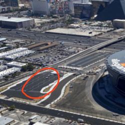 Tailgate Parking Raiders 