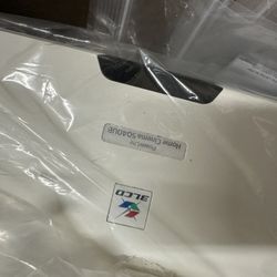 Epson 5040UB Projector And Screen