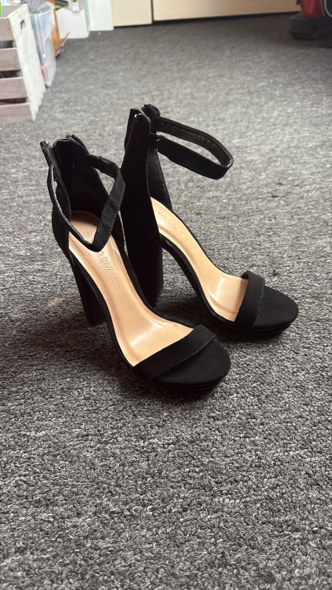 Brand New Women’s Fashion Diva Heels 6