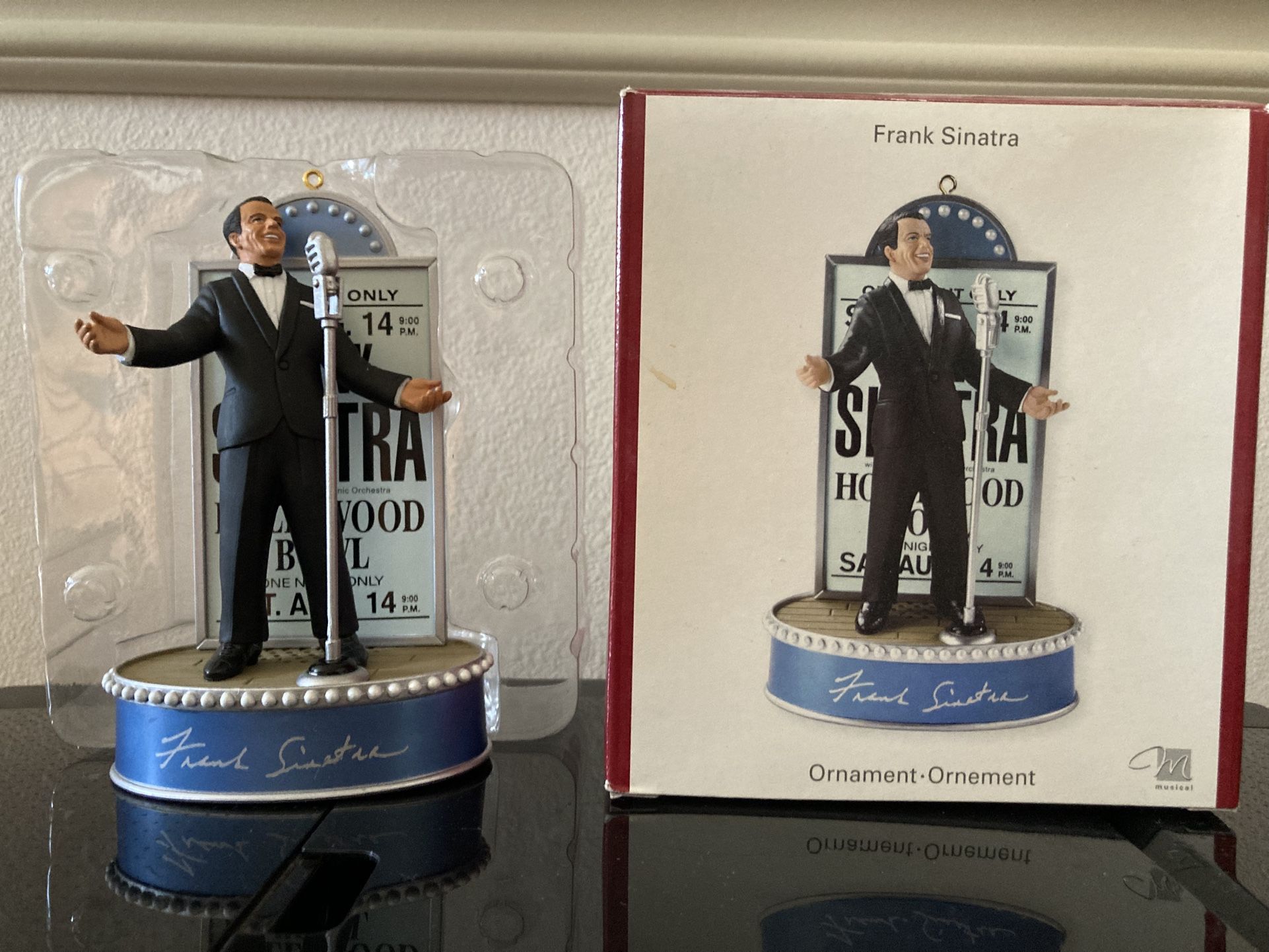 Frank Sinatra Heirloom Ornament Collection 