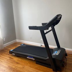 Treadmill Like In Gyms 