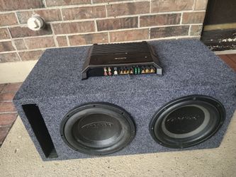 10" speakers in box with Amplifier