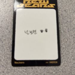 Haerin *RARE* Photo Card🐖🐖🐽🐷🐷🐷
