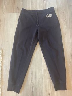 GAP LOGO MENS SWEATPANTS (JOGGER STYLE)
