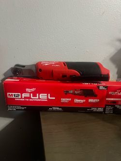Milwaukee M12 FUEL 12-Volt Lithium-Ion Brushless Cordless High Speed 3/8 in. Ratchet (Tool-Only)