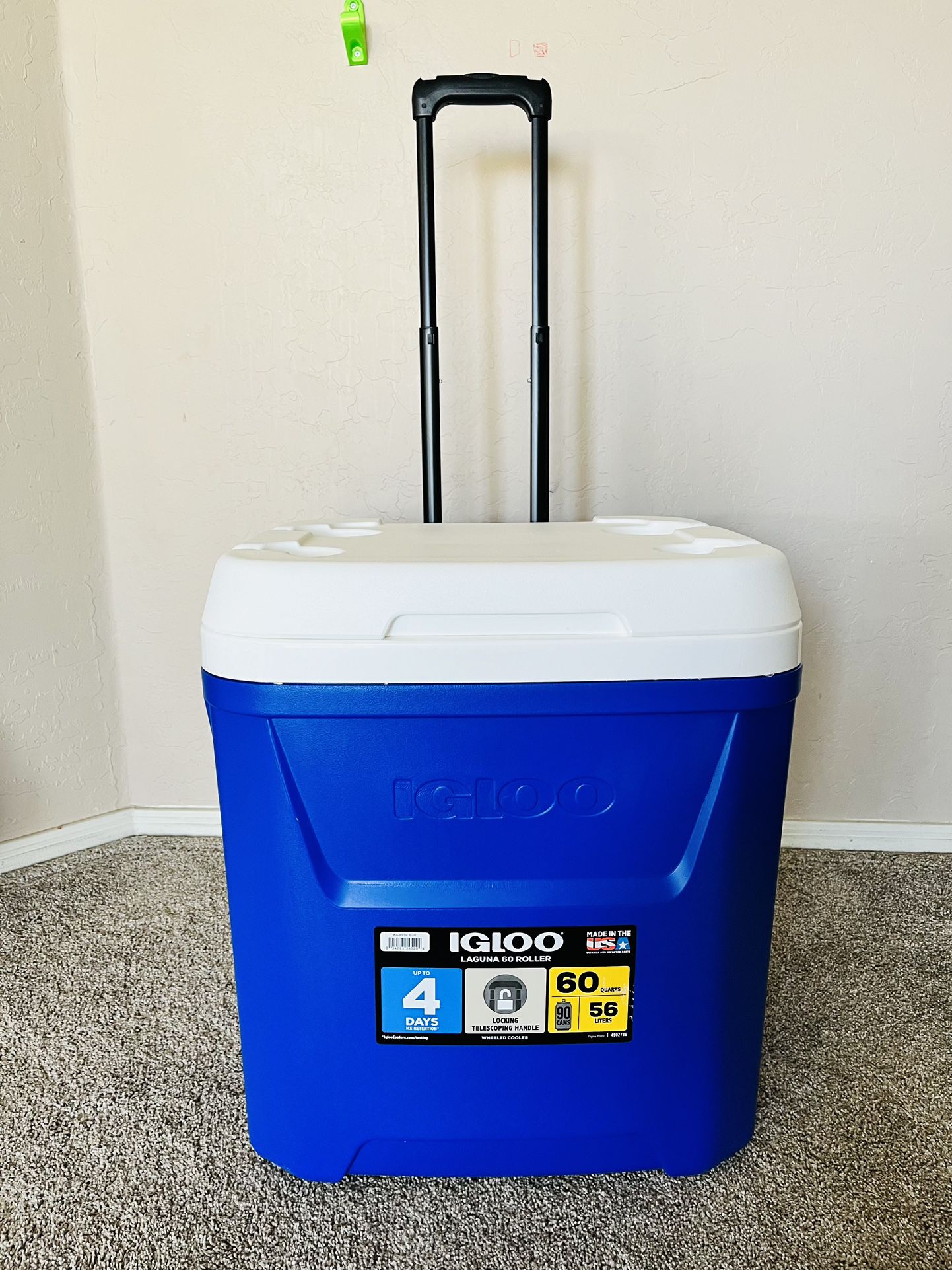 IGLOO 60 QT Large Ice Chest Rolling Cooler with Wheels, Made In USA
