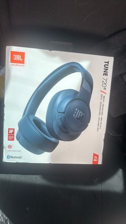 JBL Tune 720BT Wireless Headphones Blue