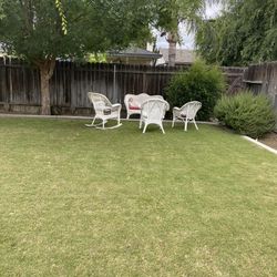 White Wicker Chair Set