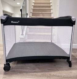 Joovy Room2 - XL playpen
