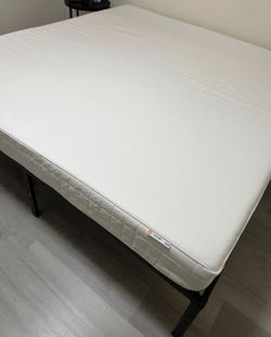 King Size Mattress! Move out Sale!