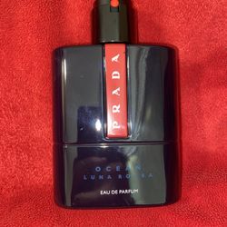Prada Luna Rossa