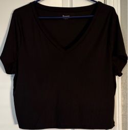 Black Ribbed V-Neck Crop Top