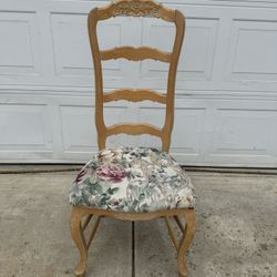Set of 4 Dining Room Chairs 