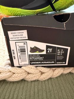 Kids shoes