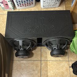 15” Dual Subwoofers With Vented Sub Box