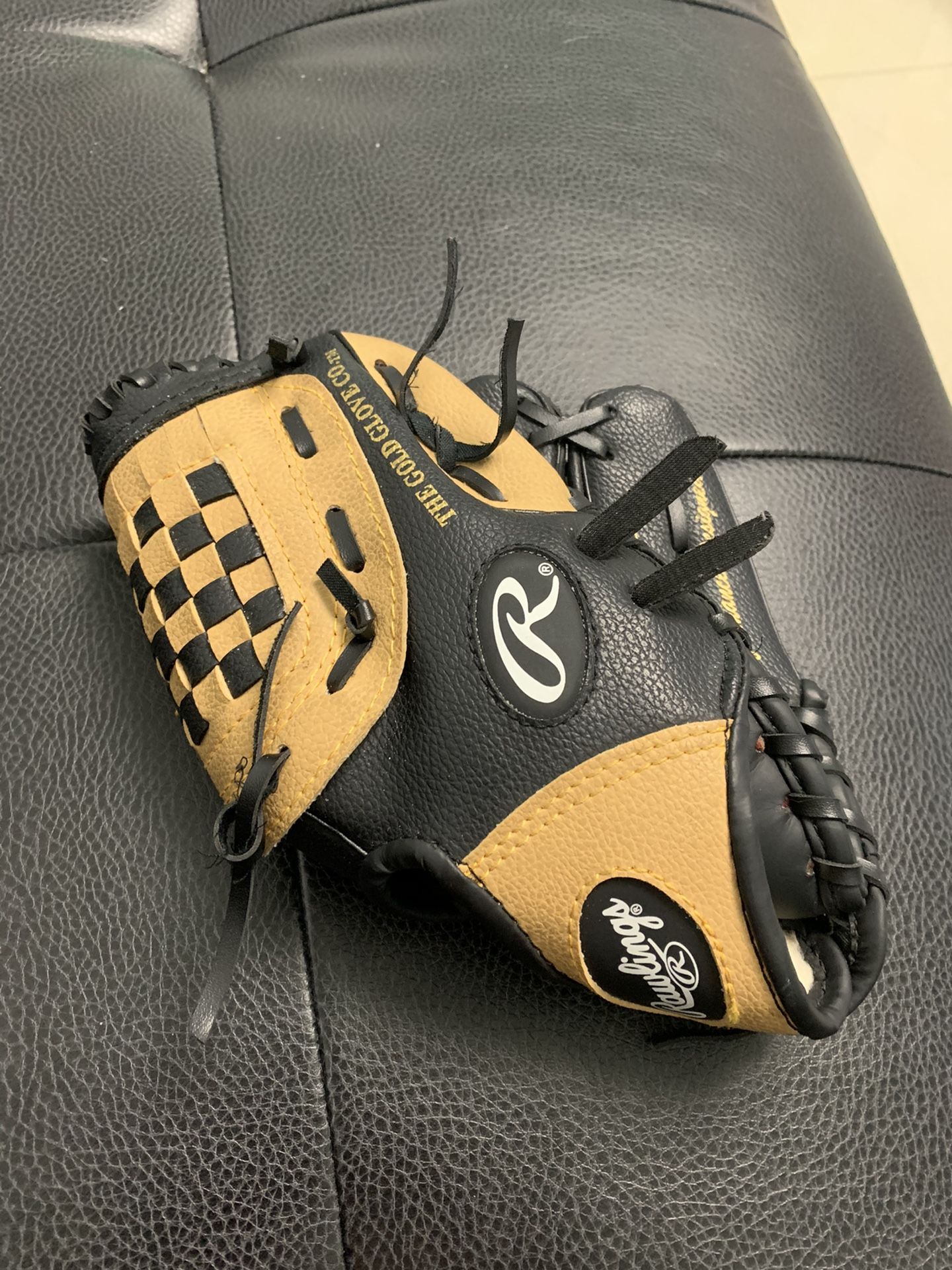 Baseball glove