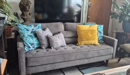 Modern Light Gray Tufted Sofa 🛋 For Sale!