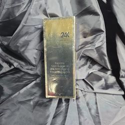 GLO24K Express Non-Surgical 24k Anti-Aging Facelift Cream