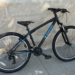 TREK Mountain Bike - Mechanically Excellent 