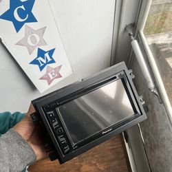 Pioneer Touchscreen Radio