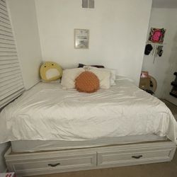 Storage bed Full Size