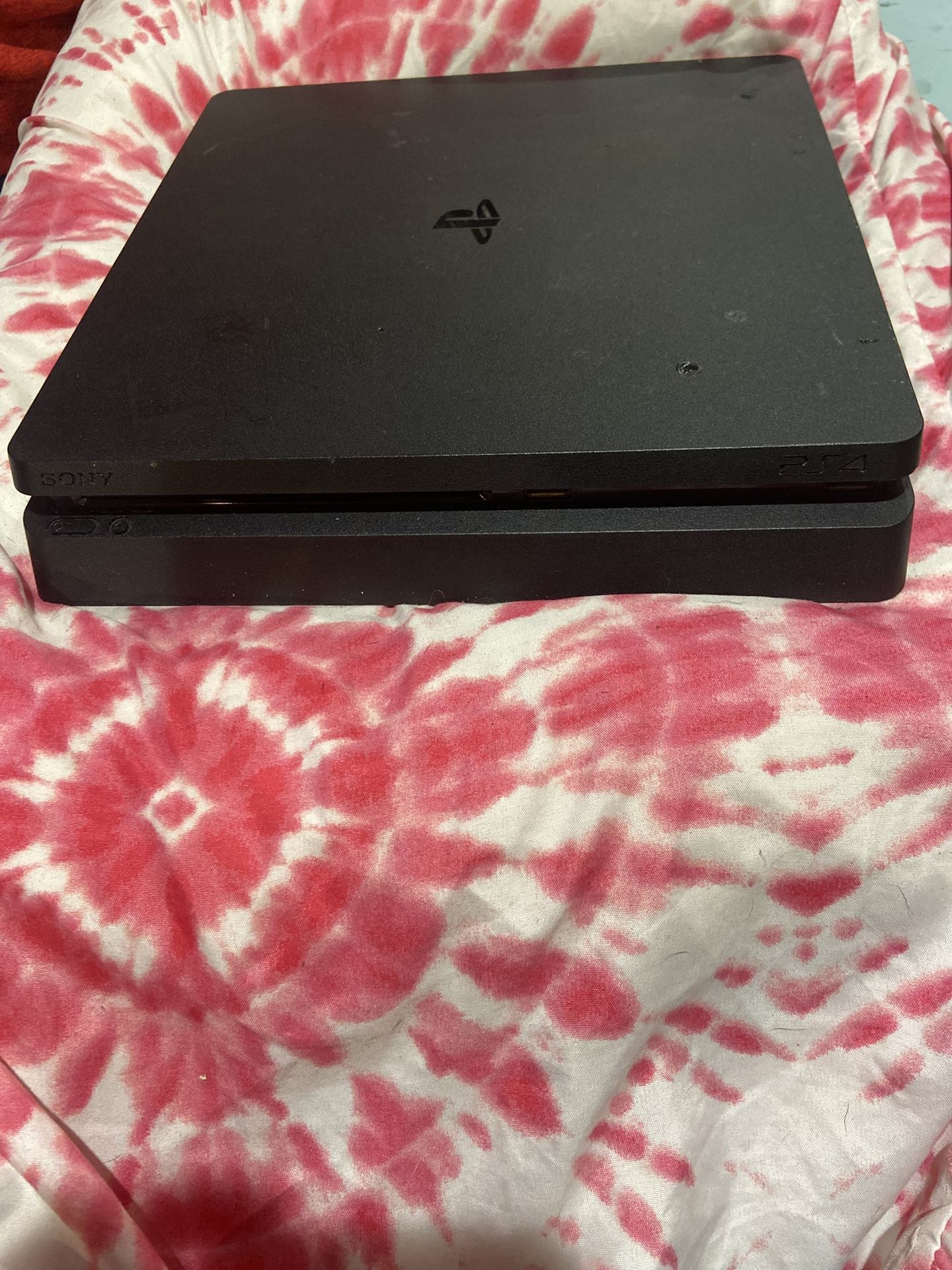 PS4 Slim