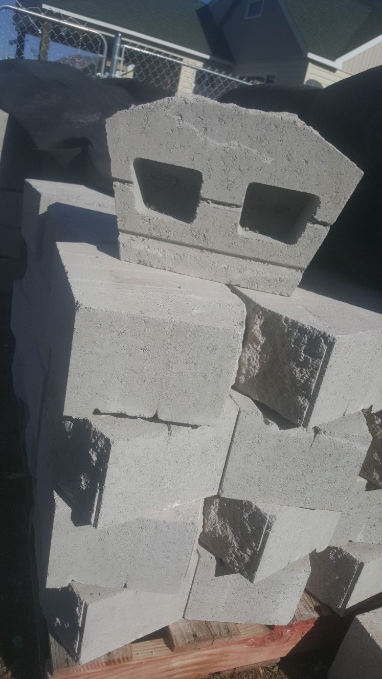 110 retainer wall blocks