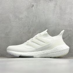 Adidas UltraBoost 21 