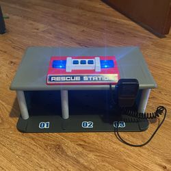 Noise Making Rescue Station