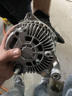 2015 Infiniti Q50 alternador