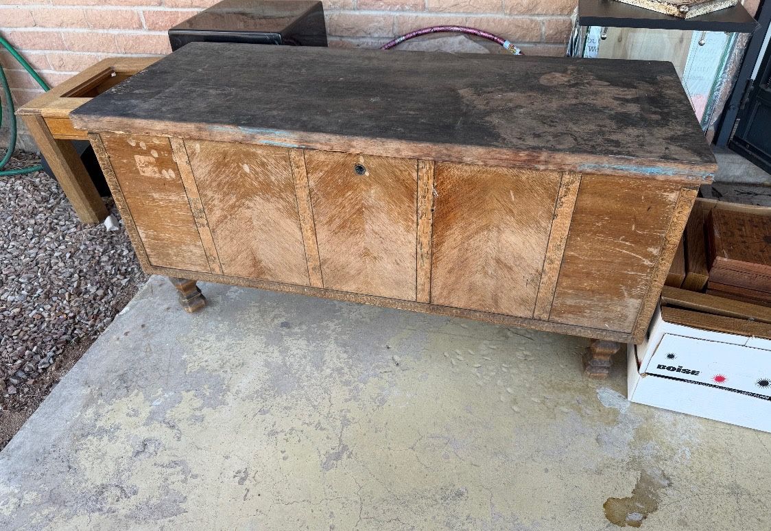 Lane Cedar Chest Project