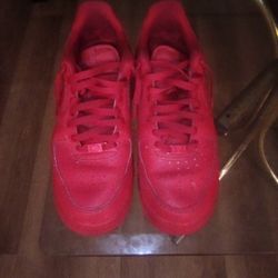 Red Air Forces Size 11