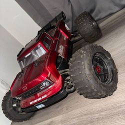 Outcast 8S 900 obo