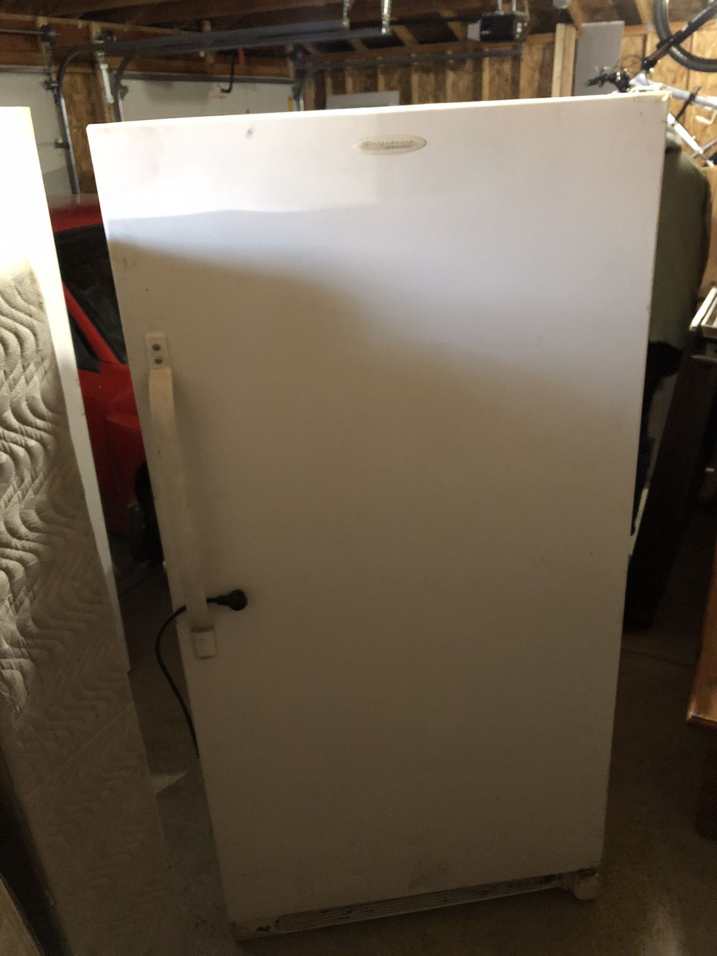 Frigidaire Stand Up Freezer for Sale in West Allis, WI OfferUp