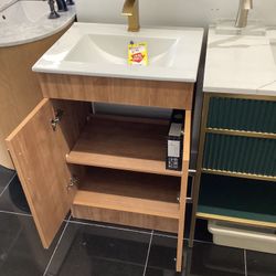 24” Bathroom Vanity Cabinet With Porcelain Top Ready For Pick Up 