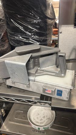 Nemco easy tomato slicer model 55600