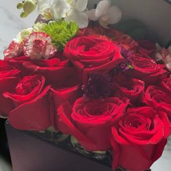 Luxury Flower & Delivery