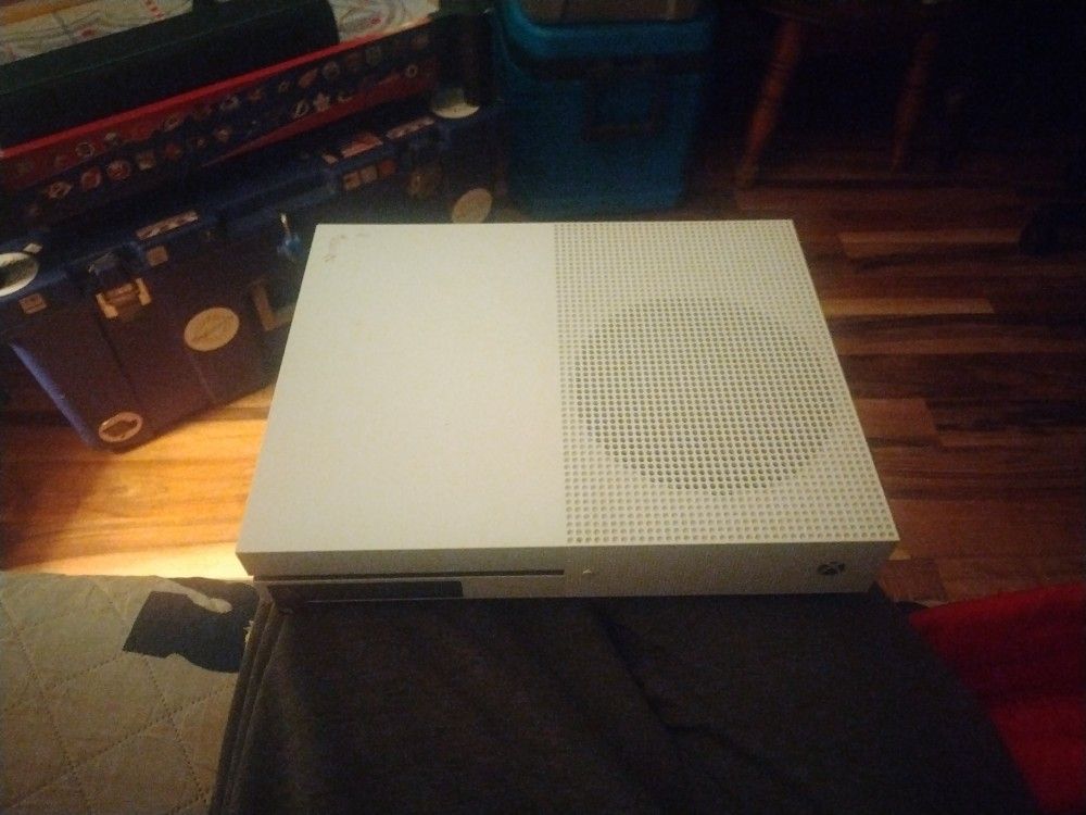 Xbox One S