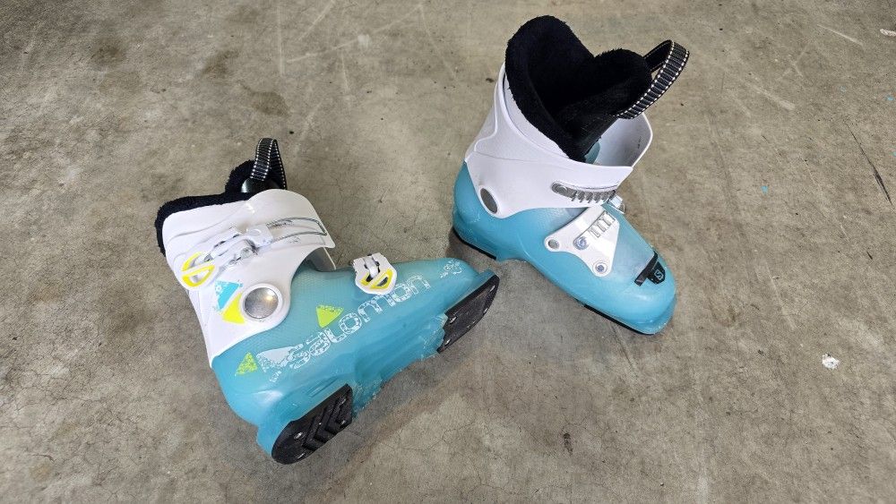 Girls Youth Salomon Ski Boots 21/255 **Willing To Meet**