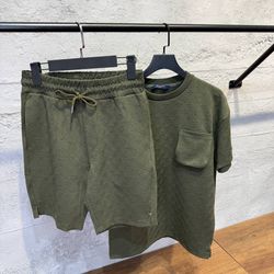 LV Monogram 2 Pc Set