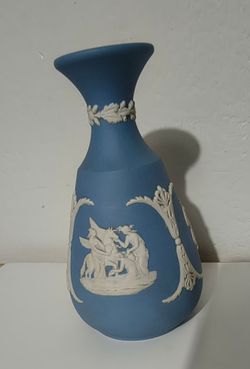 VINTAGE WEDGWOOD - ENGLAND JASPERWARE VASE 4.7"×2.6" - M01
