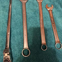 Tools - Reverse ratchet / Wrenches 19, 17 & 15/16 
