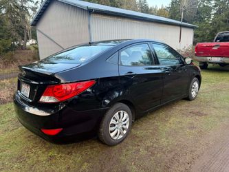 2012 Hyundai Accent