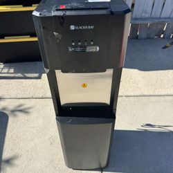 Water Dispenser