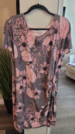 Robbie Bee Floral Short Sleeve Dress Size XL