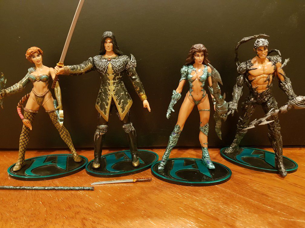 *FULL SET* 4 Witchblade Series 1 Action Figures