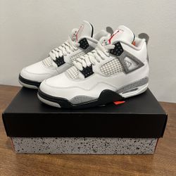Jordan 4 White Cement Size 8 Men Brand New